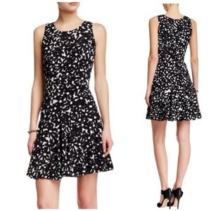 Diane Von Furstenberg Garden Daisy Clara Dress